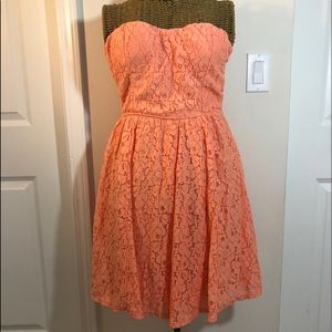 Strapless dress
